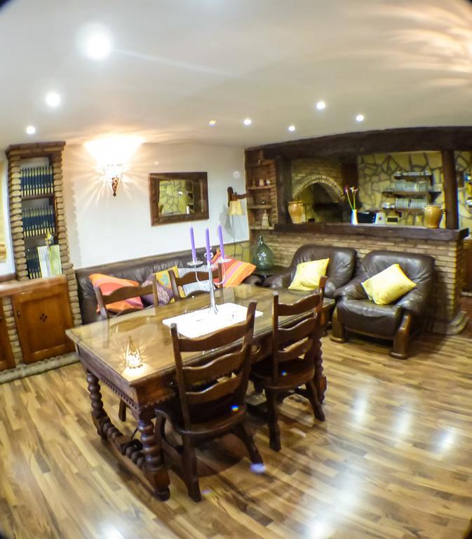 Green Peaks B&B Country House Alojamiento Rural Cortijo de Balsain エクステリア 写真